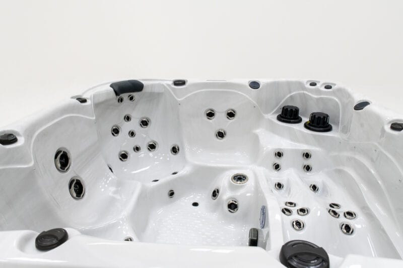Blainville hot tub for sale from BeWell