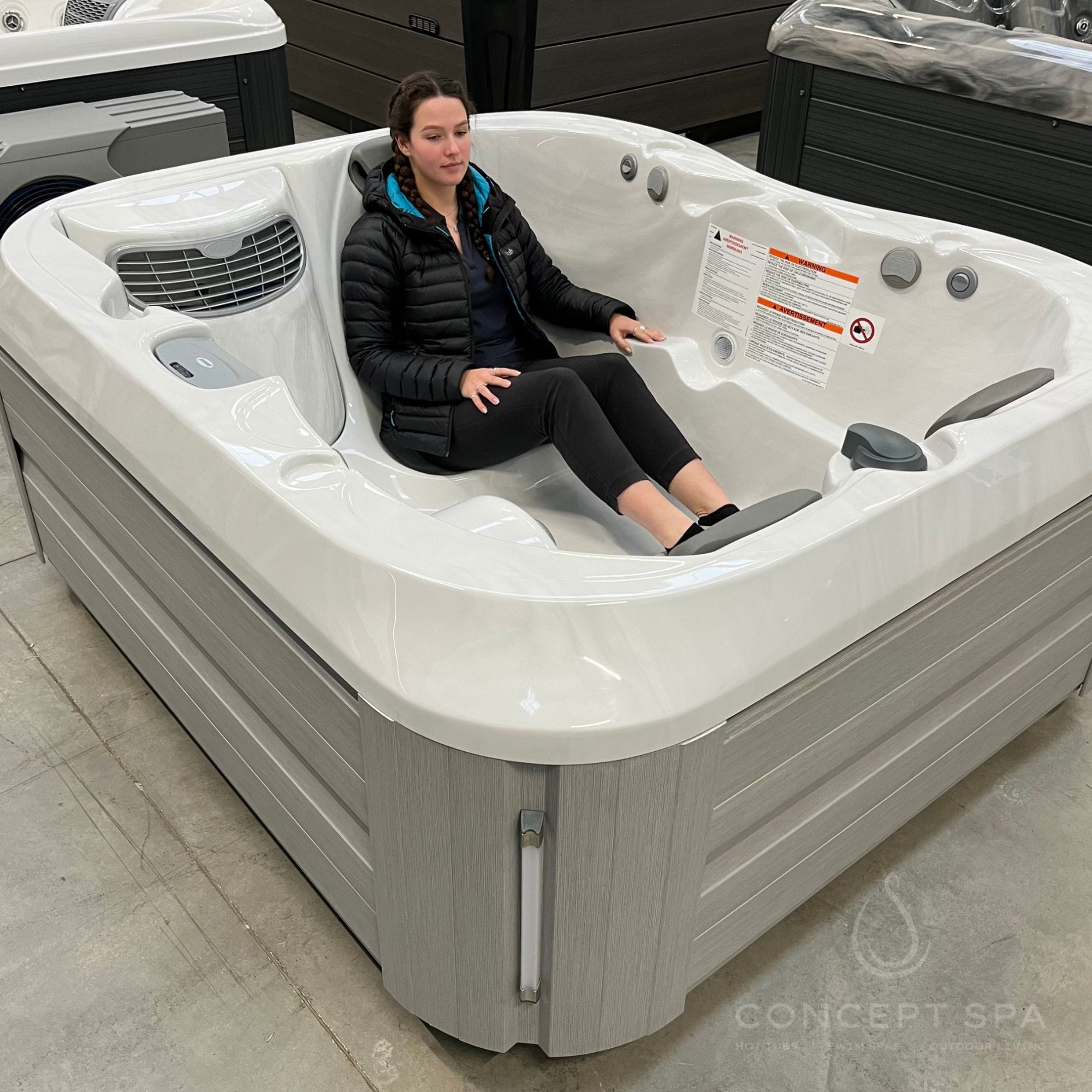 Jacuzzi J-315 hot tub for sale