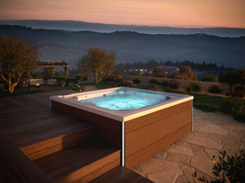 All hot tubs, Jacuzzi