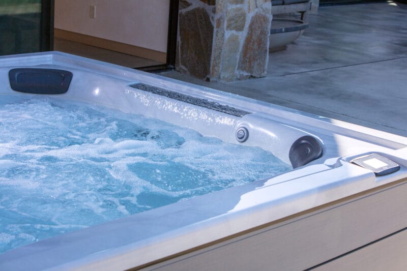 Jacuzzi JLX hot tub for sale