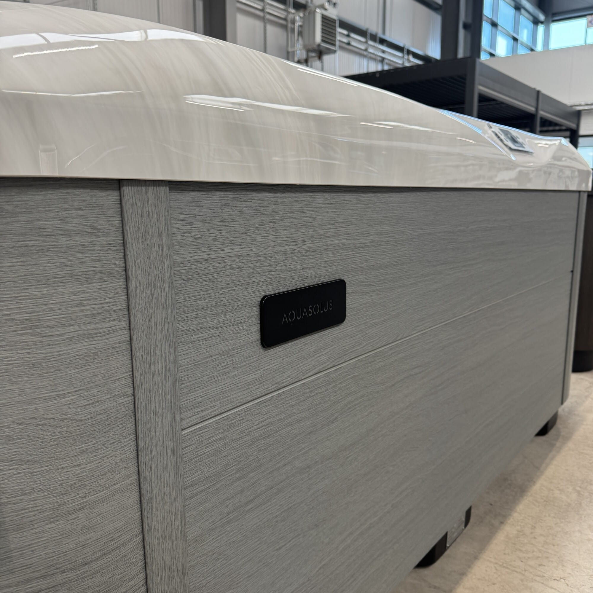 Calma hot tub for sale from Aqua Solus